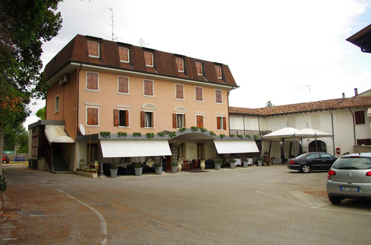 Il Novecento Hotel Casarsa della Delizia Exterior photo